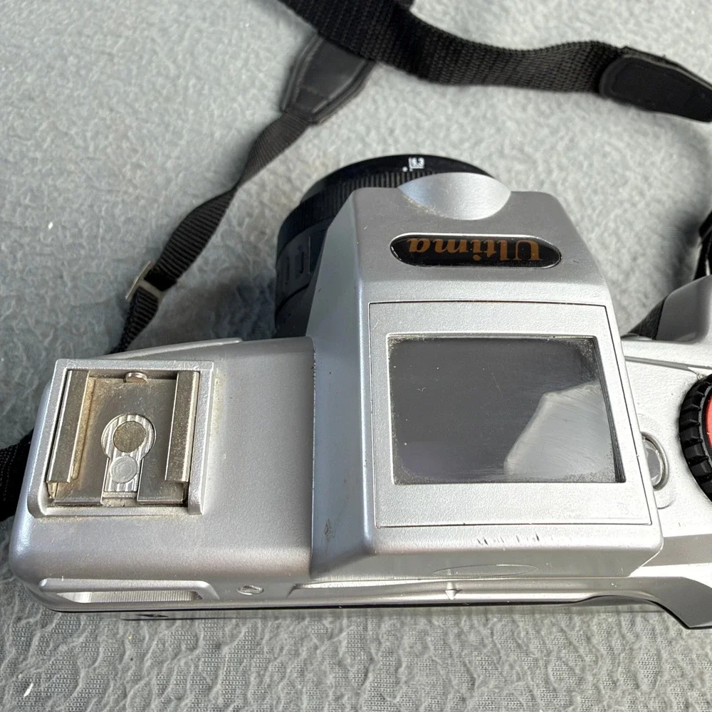 Ultima UL-3000 35mm Film Camera Focus Free Optical Lens Motor Drive Silver Black
